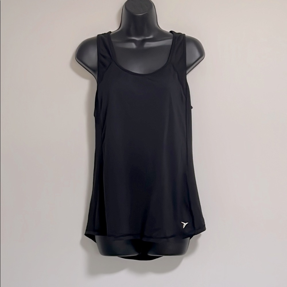 🌸3/$20 Old Navy Active tank with go-dry. Black, Size XL